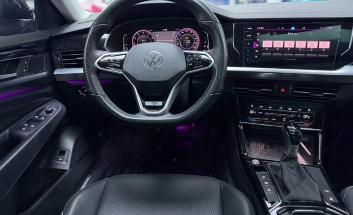 大众 帕萨特 2023款 380TSI 豪华版