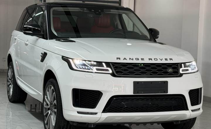 路虎 揽胜运动 2020款 3.0 L6 SE