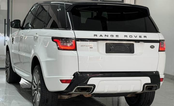 路虎 揽胜运动 2020款 3.0 L6 SE