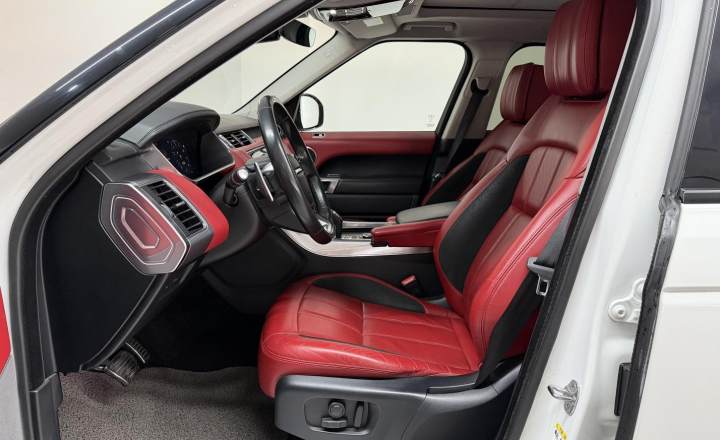 路虎 揽胜运动 2020款 3.0 L6 SE