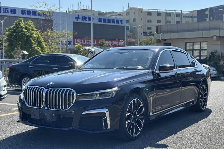 宝马 7系 740Li xDrive 行政型 M运动套装