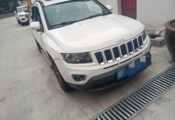 Jeep 指南者(进口) 2014款 改款 2.4L 四驱舒适版