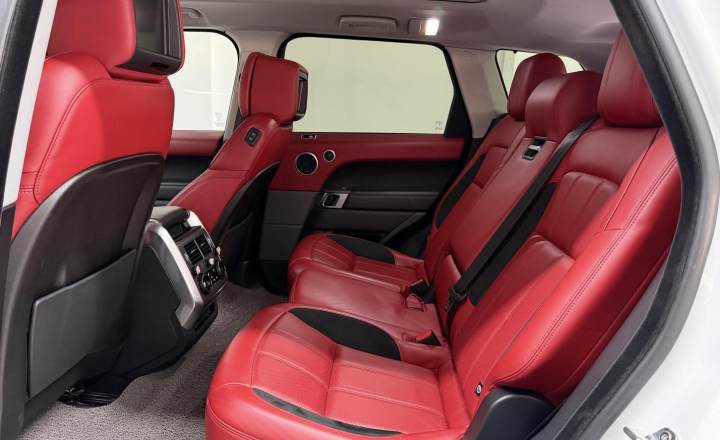 路虎 揽胜运动 2020款 3.0 L6 SE