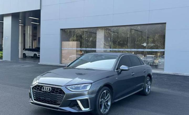 奥迪 A4L 2020款 40 TFSI 时尚动感型