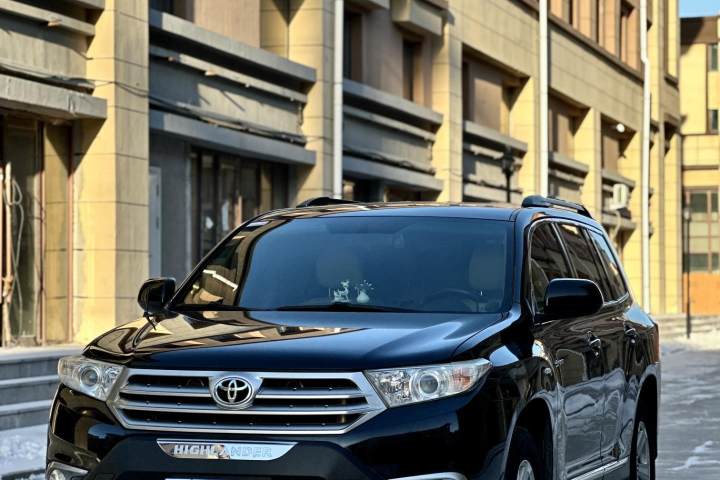 丰田 汉兰达 2012款 2.7L 两驱7座精英版