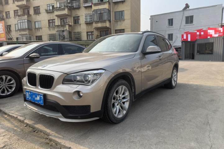 宝马 X1 sDrive18i 领先型