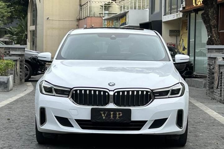 宝马 6系GT 2022款 630i 豪华设计套装