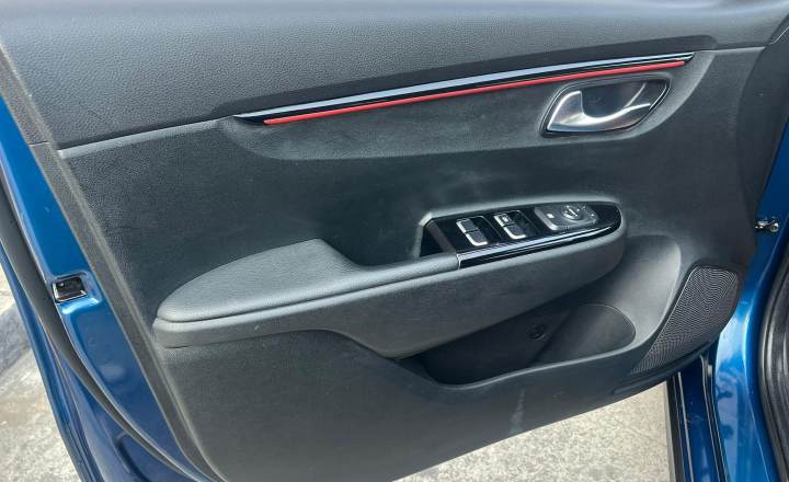 起亚 KX CROSS 2017款 1.4L AT GLS