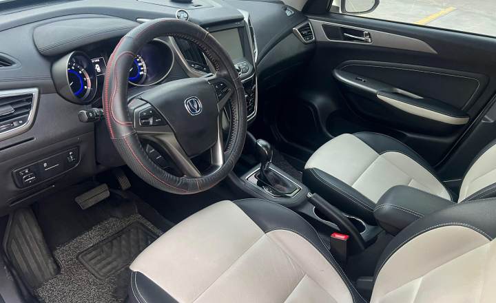 长安 CS35 2017款 1.5T 手动豪华运动型