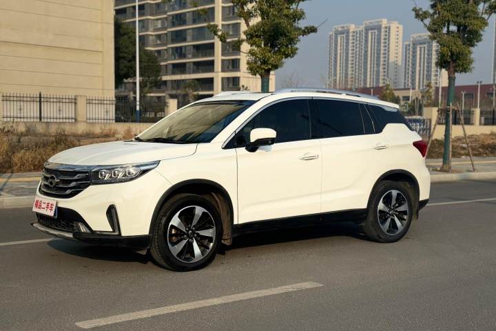 广汽传祺 传祺GS4 235T 自动两驱豪华智联百万纪念版