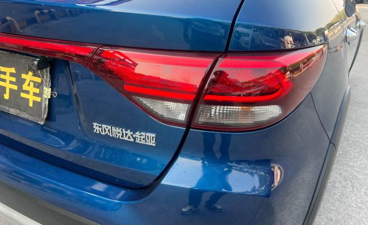 起亚 KX CROSS 2017款 1.4L AT GLS