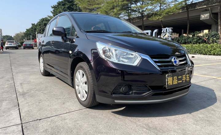 启辰 R50 2016款 1.6L 自动精英版