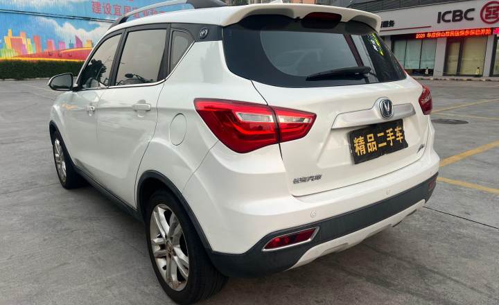 长安 CS35 2017款 1.5T 手动豪华运动型