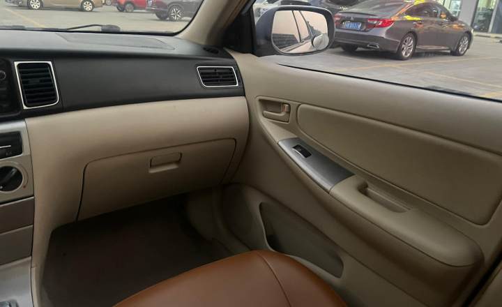 丰田 花冠 2013款 1.6L 自动卓越版