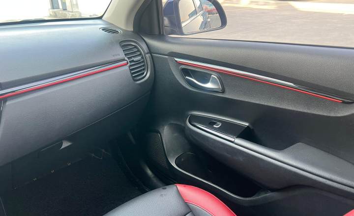 起亚 KX CROSS 2017款 1.4L AT GLS