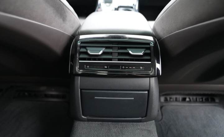 奥迪 A8 2018款 A8L 55 TFSI quattro投放版精英型
