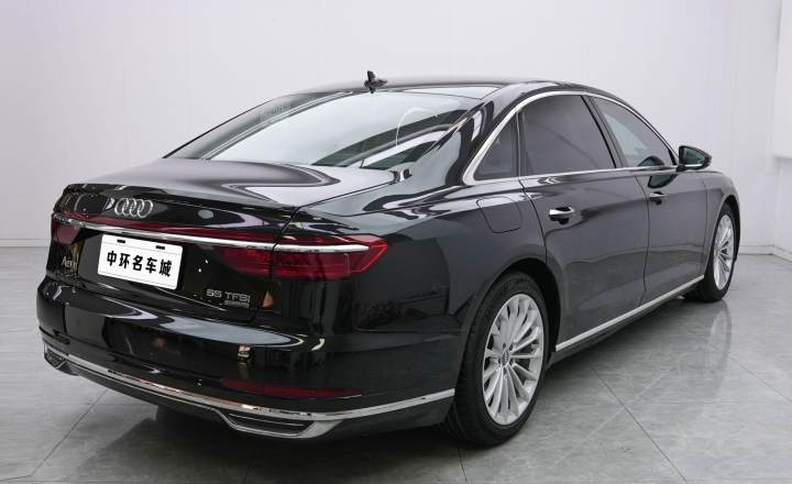 奥迪 A8 2018款 A8L 55 TFSI quattro投放版精英型