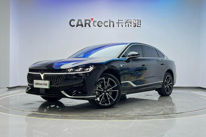 岚图汽车 岚图追光 2024款 PHEV 四驱超长续航旗舰版