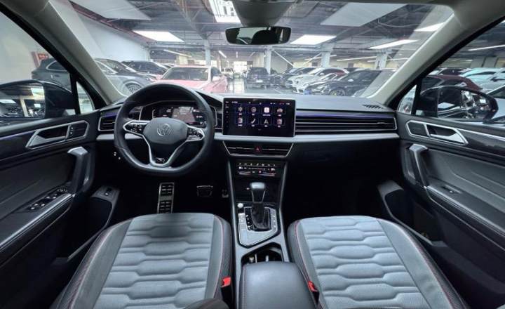 大众 途观L 2022款 330TSI 自动两驱RLine旗舰版