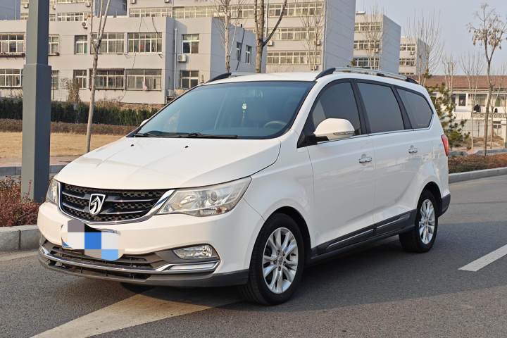 宝骏 730 2016款 1.5T 手动舒适型 7座