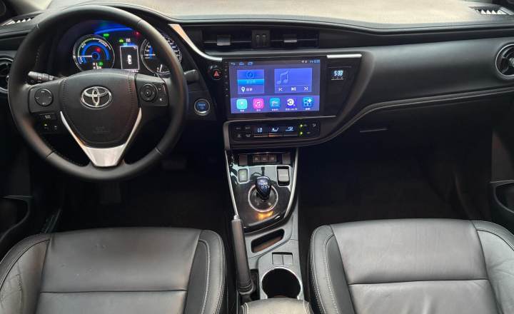 丰田 卡罗拉 2017款 改款双擎 1.8L ECVT精英版