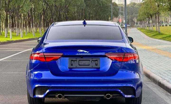 捷豹 XEL 2020款 2.0T 200PS RDYNAMIC S进取运动版