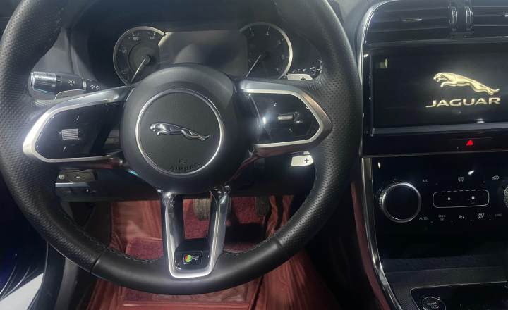 捷豹 XEL 2020款 2.0T 200PS RDYNAMIC S进取运动版