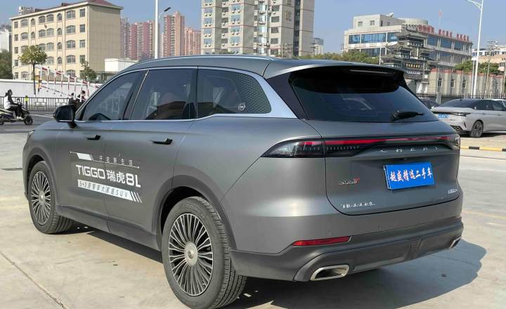奇瑞 瑞虎8L 2024款 2.0T 两驱尊贵版 5座