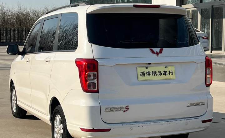 五菱汽车 五菱宏光 2019款 1.5L S舒适型国VI LAR
