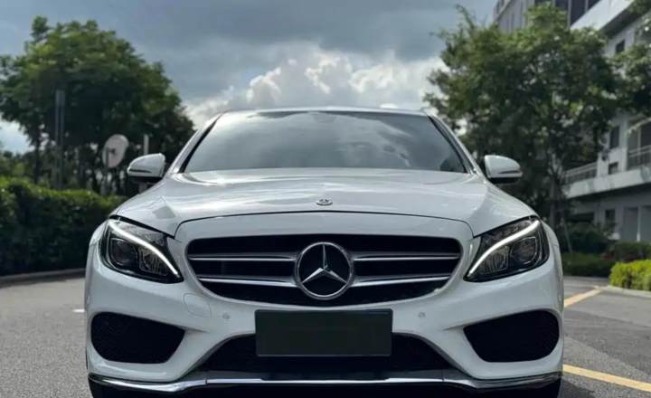 奔驰 C级 2018款 C 180 L 动感型运动版
