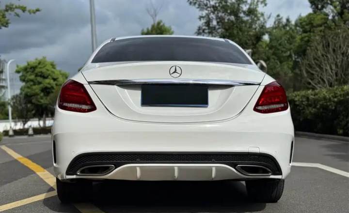 奔驰 C级 2018款 C 180 L 动感型运动版