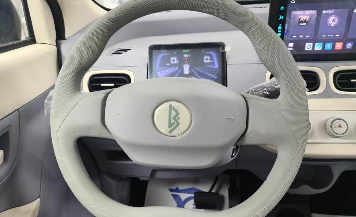 凌宝汽车 凌宝BOX 2025款 140km 青柠版