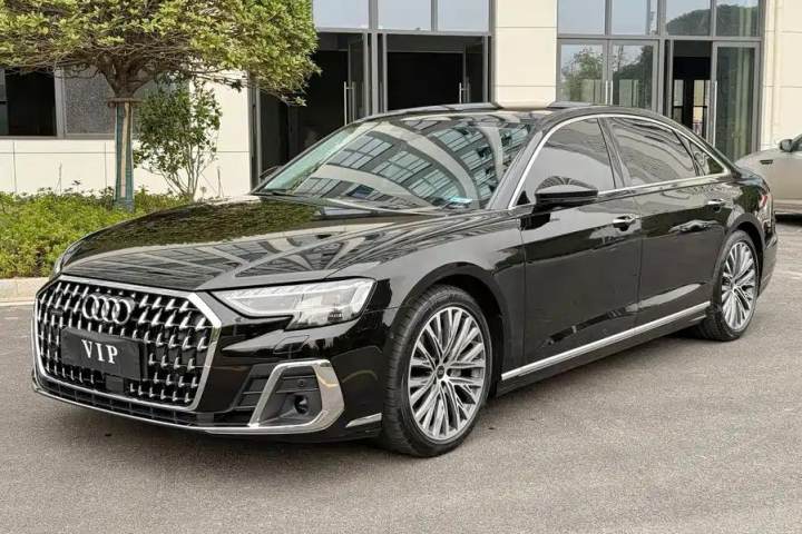 奥迪 A8 A8L 50 TFSI quattro 臻选型