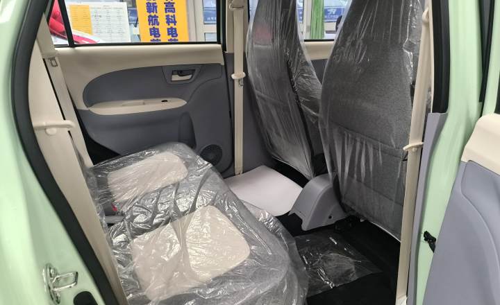 凌宝汽车 凌宝BOX 2025款 140km 青柠版