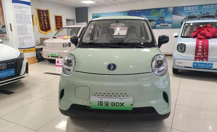 凌宝汽车 凌宝BOX 2025款 140km 青柠版