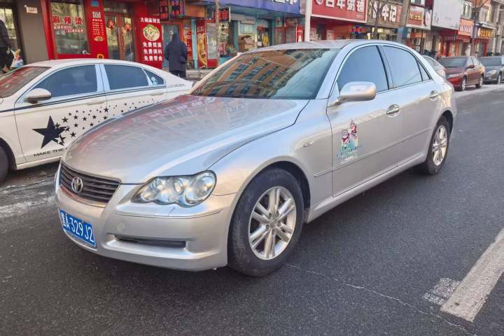 丰田 锐志 2.5V
