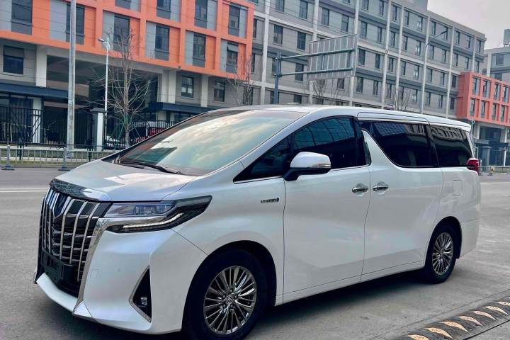 丰田 埃尔法 双擎 2.5L 尊贵版