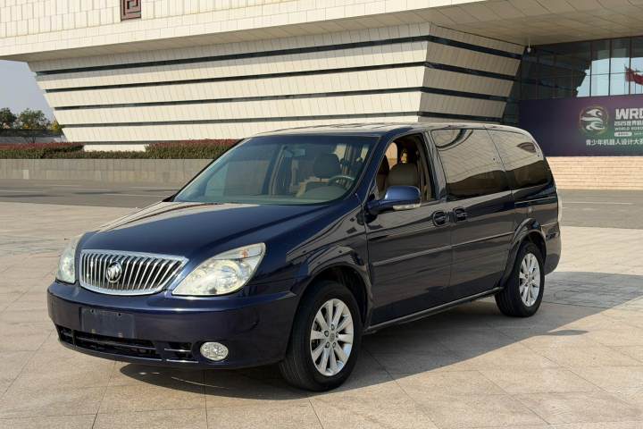 别克 GL8 2014款 2.4L 经典版