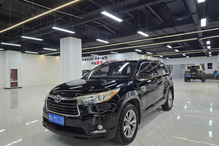 丰田 汉兰达 3.5L 四驱精英版 7座