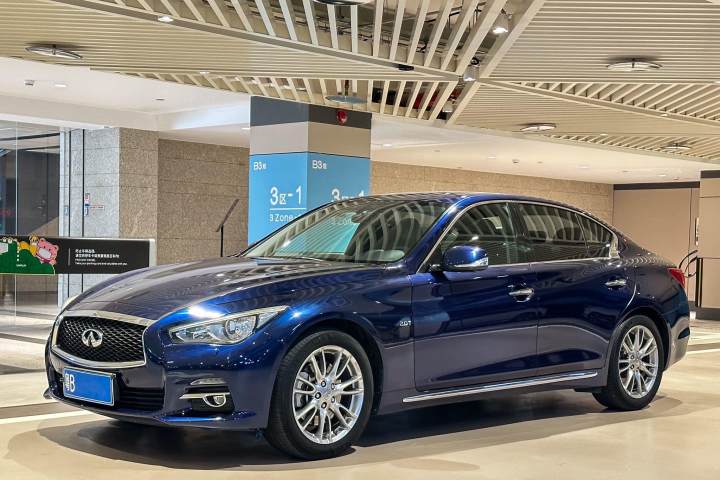 英菲尼迪 Q50L 2.0T 悦享版
