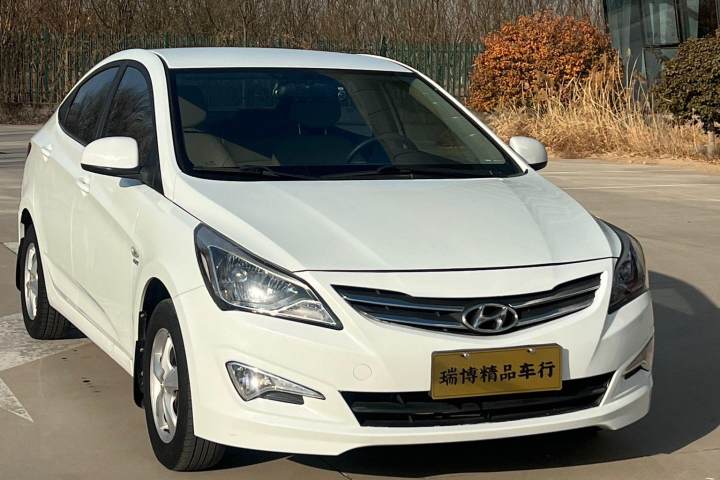 现代 瑞纳 1.4L 自动智能型GLS