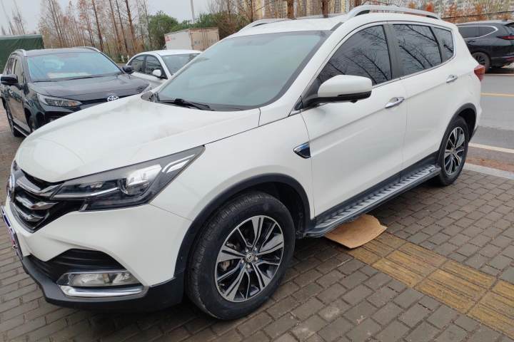 东风风神 AX7 1.6T 自动豪华型特供版