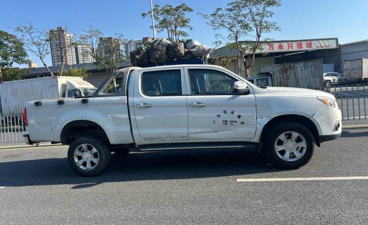 江汽集团 江淮T6 2018款 2.0T柴油国V创客版舒适型长轴HFC4DB21D1