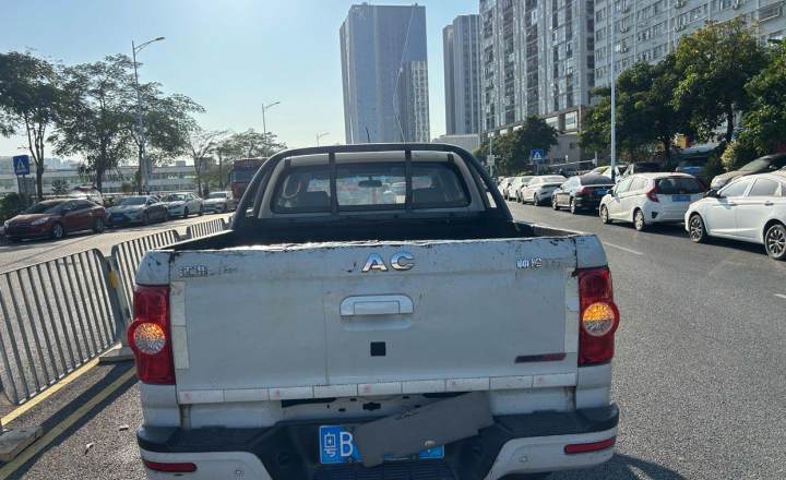 江汽集团 江淮T6 2018款 2.0T柴油国V创客版舒适型长轴HFC4DB21D1