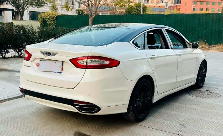 福特 蒙迪欧 2013款 2.0L GTDi200时尚型