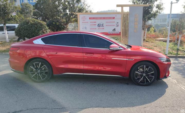 比亚迪 汉 2020款 EV 四驱高性能版旗舰型