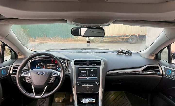 福特 蒙迪欧 2013款 2.0L GTDi200时尚型