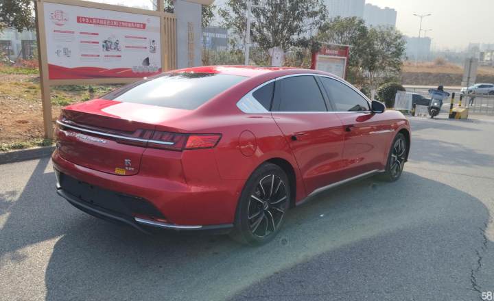 比亚迪 汉 2020款 EV 四驱高性能版旗舰型