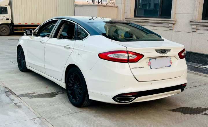 福特 蒙迪欧 2013款 2.0L GTDi200时尚型