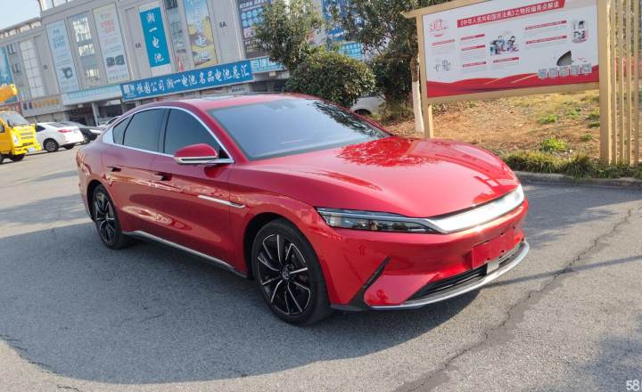 比亚迪 汉 2020款 EV 四驱高性能版旗舰型